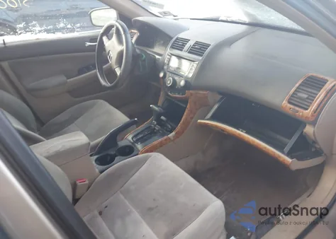 2003 Honda Accord 2.4 Lx z USA, uszkodzony, nr VIN 1HGCM56383A071768